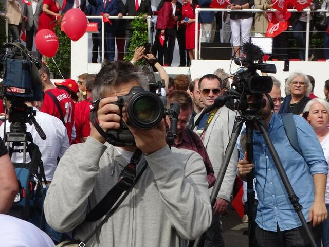 1. Mai 2018 in Wien: Maiaufmarsch der SPÖ Wien. Einzug auf den Rathausplatz.