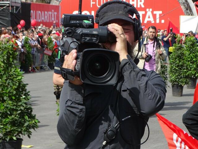 1. Mai 2018 in Wien: Maiaufmarsch der SPÖ Wien. Einzug auf den Rathausplatz.
