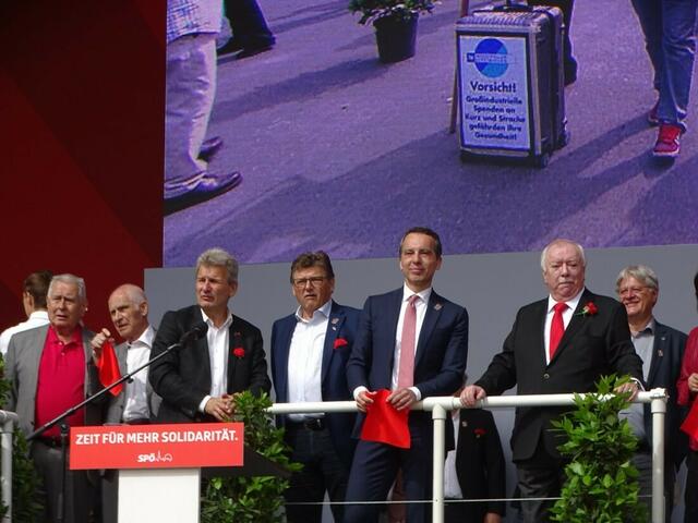 1. Mai 2018 in Wien: Maiaufmarsch der SPÖ Wien. Kundgebung auf dem Rathausplatz.