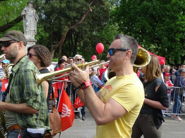 1. Mai 2018 in Wien: Maiaufmarsch der SPÖ Wien. Einzug auf den Rathausplatz.