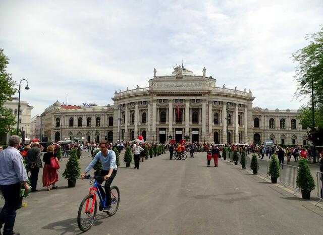 1. Mai 2018 in Wien: Maiaufmarsch der SPÖ Wien. Nach der Kundgebung auf dem Rathausplatz.