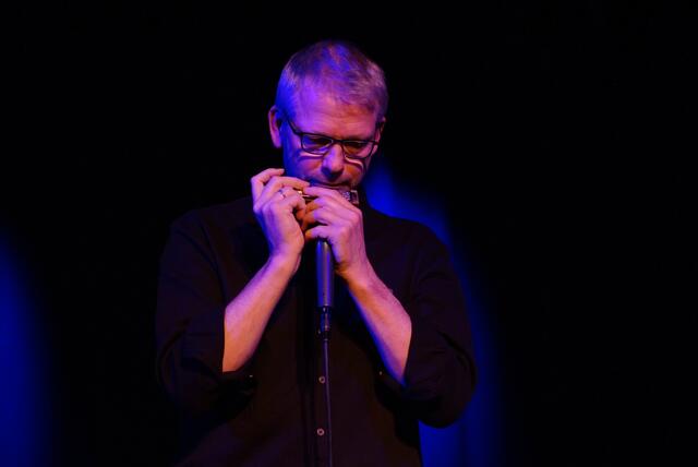 Martin Blohm und Band im "Hallenbad - Kultur am Schachtweg" zu Wolfsburg an einem traumhaft schönen Samstag im Frühling 2018