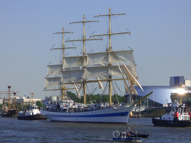 Die "Mir" aus St. Petersburg
