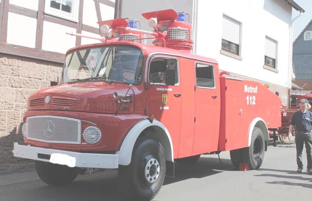 Wasserwerfer von Mercedes-Benz