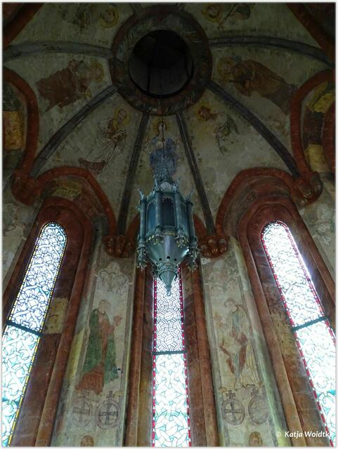 Blick ins Innere des Beinhauses am Münster von Bad Doberan (Foto: Katja Woidtke)