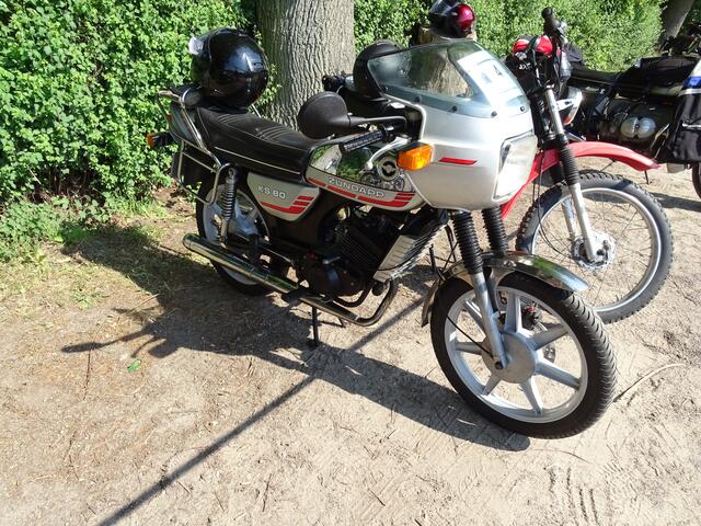 Eine Zündapp KS 80