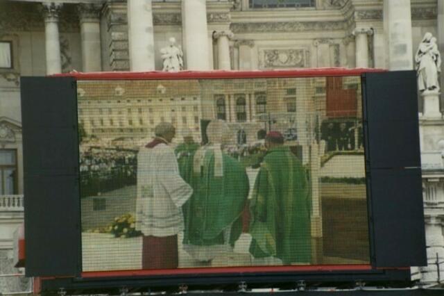 Vom 19. bis 23. Juni 1998 Papst Johannes Paul II. in Österreich