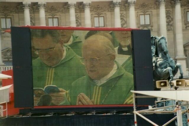 Vom 19. bis 23. Juni 1998 Papst Johannes Paul II. in Österreich