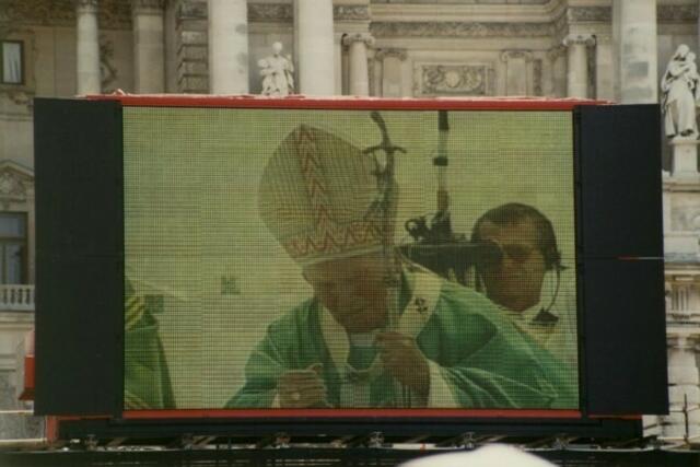 Vom 19. bis 23. Juni 1998 Papst Johannes Paul II. in Österreich