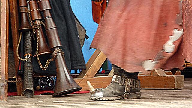 Die Schuhe "fetzen" - Burg Querfurt zum Historischen Burgfest am 16.6.2018 !
