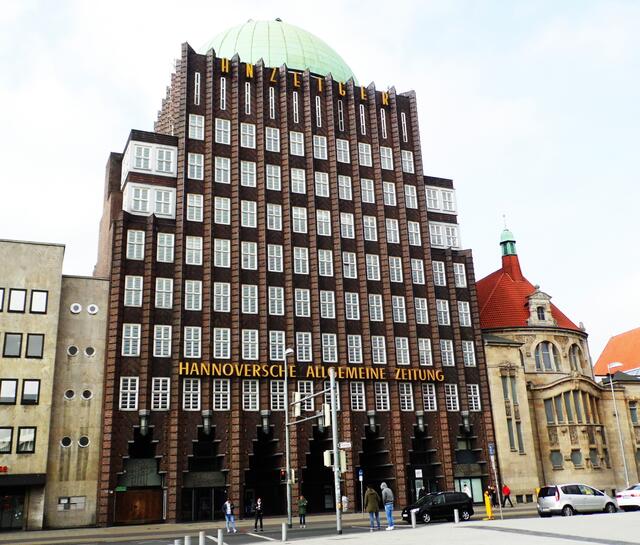 Hier wurden einst die HAZ gedruckt, der Spiegel ins Leben gerufen und der erste Stern lief über die Walzen.