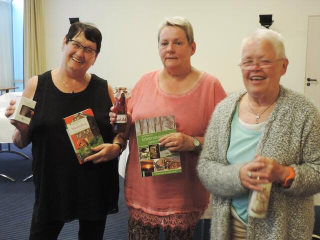 Gewinnerinnen beim Bingo