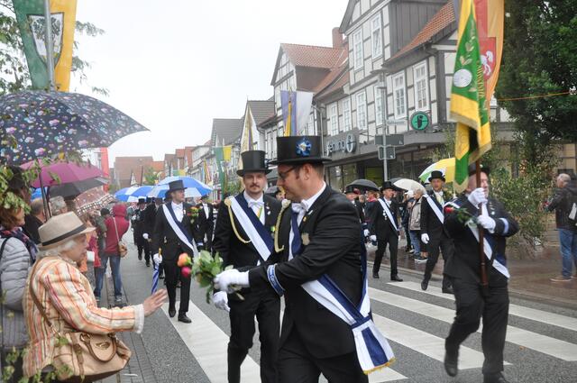 Impressionen vom Festumzug anlässlich des 425-jährigen Jubiläums des Schützenfestes in Burgdorf