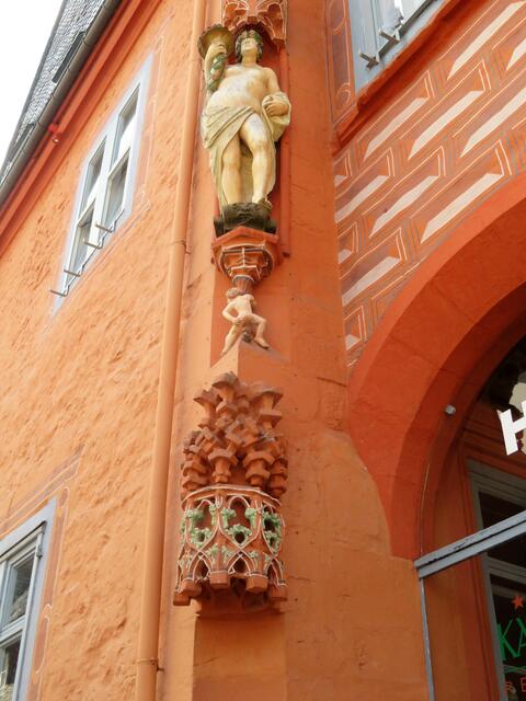 Winzig,das Dukatenmännchen.