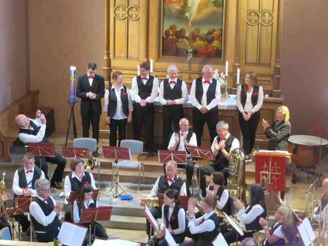 EHRUNGEN: Martin Schönborn 20 Jahre, Sabine Leimer und Joachim Berndorfer 40 Jahre, Alfred Ganzenmüller 50 Jahre und Horst Günzel 60 Jahre (von links)