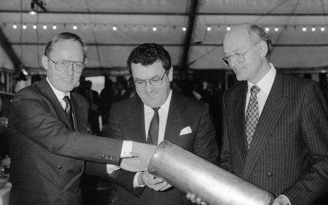 Grundsteinlegung des neuen IBM-Gebäudes in Bemerode Ende Oktober 1988.