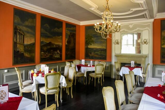 Restaurant im Schloss Molsdorf (schwarzer Saal) | Schloss Molsdorf | Schlosspark im Schloss Molsdorf | Foto: SCHWARZE-art