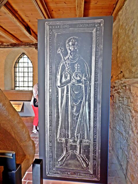 Das Kreuz in der Memlebener Krypta  - 19.7.2018 !