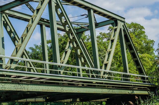 die nächste Brücke