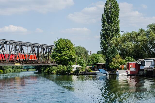 Die Eisenbahnbrücke