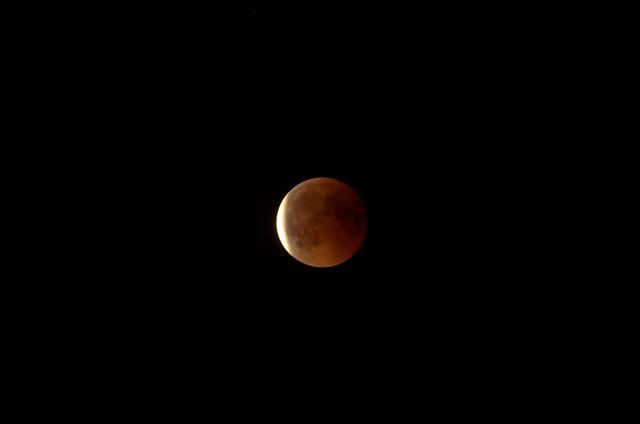 23:22h - der Schatten 'verzieht' sich