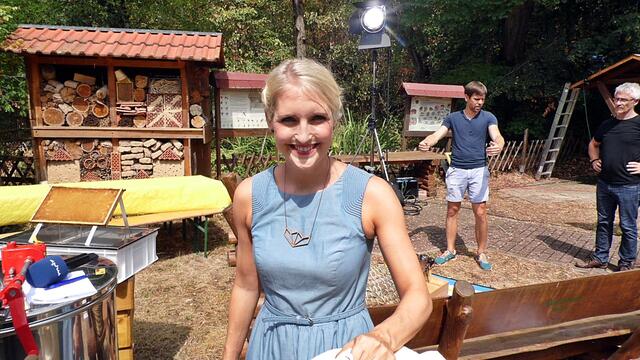 Der Nebraer "Bienenlehrgarten" live im MDR,heute von 14-17:00 Uhr !