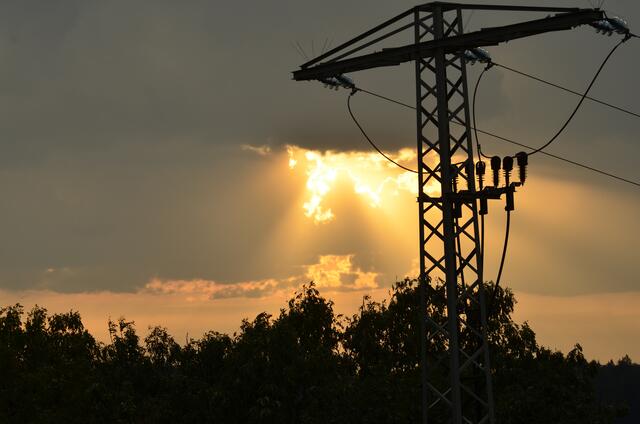 7. Aug. '18;  20:10h; dicke Wolken versprechen 'Regen'?