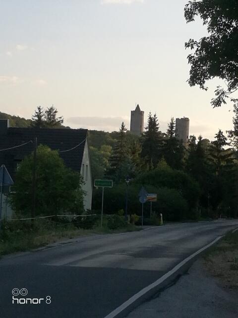 Burg Saaleck ist auch nicht weit.