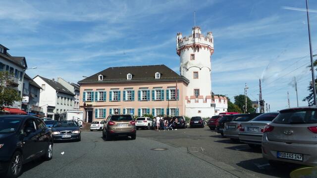 Rüdesheim-Adlerturm und Reste der Stadtbefestigung
