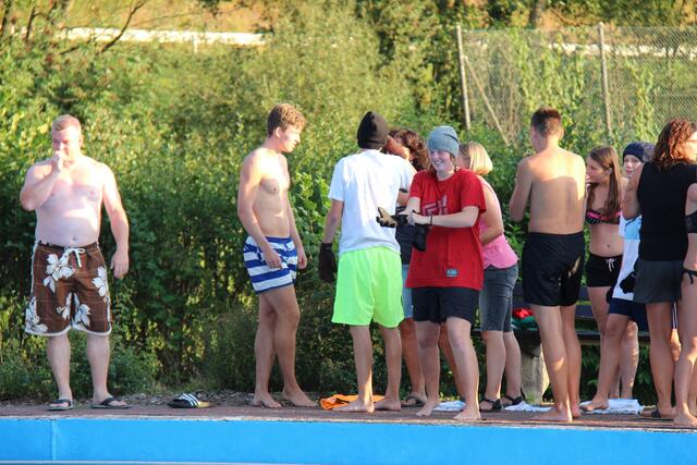 Warm anziehen für die Staffel – die erste von drei Disziplinen.