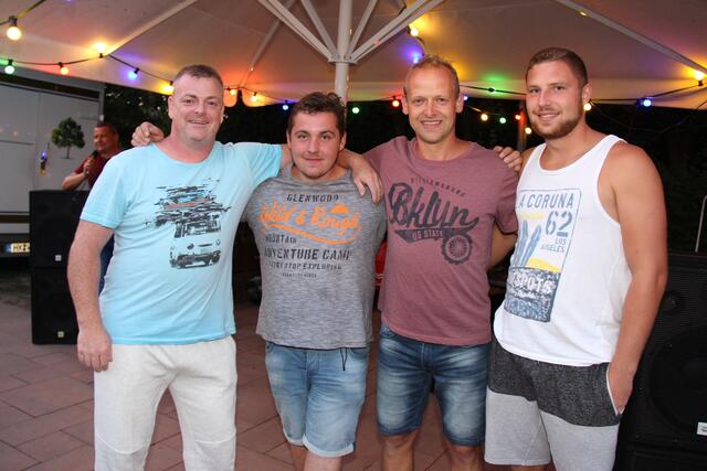 Machte den besten Gesamteindruck: das Team Landaus next Top-Model.