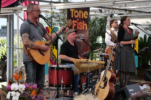 Tone Fish