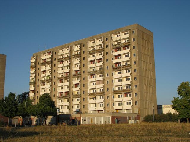 Dieses Hochhaus soll abgerissen werden, ob Fördermittel beantragt wurden ist noch nicht bekannt.