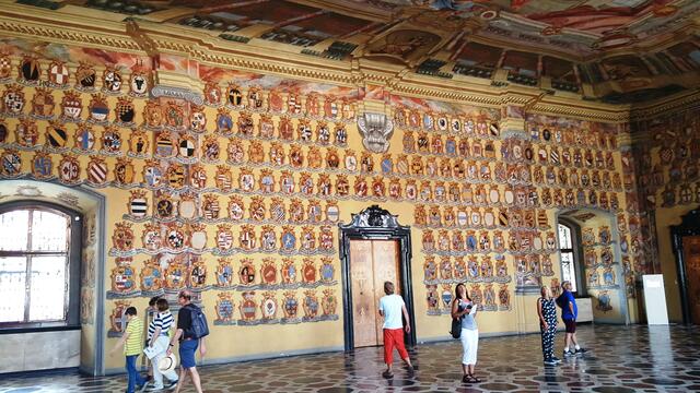 Wappensaal - Ostseite - Wappen aller Adels/Klerusstände