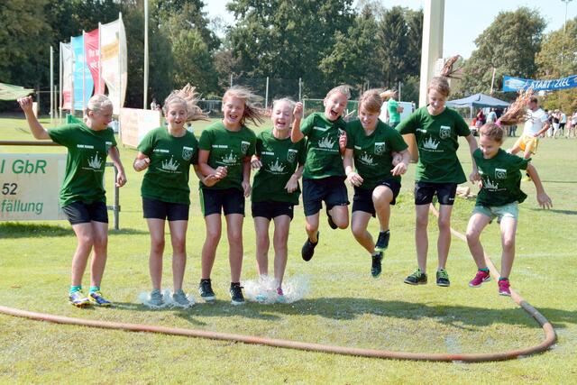 Vorfreude vor dem Start beim Gran-Schlamm-Team-Lauf