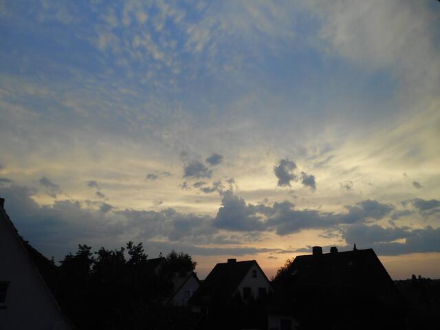 Jetzt ist es das richtige Programm ("Landschafts-Programm") und der Morgenhimmel ist jetzt in der Realität zu sehen.
