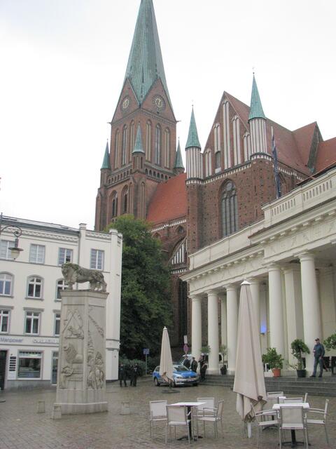 Die Polizei war mit massiven Kräften vor Ort.