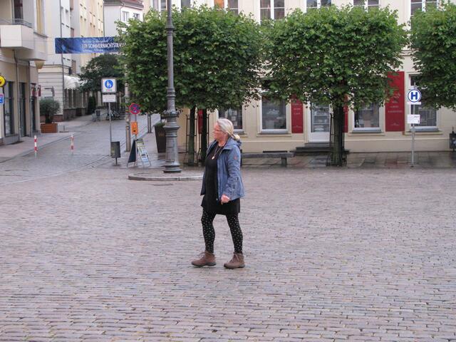 Was steht denn da auf den Schildern?