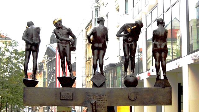 am Eingang in die Grimmesche Strasse