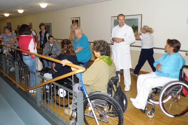 Dr. G.Waldmann steht Rede und Antwort