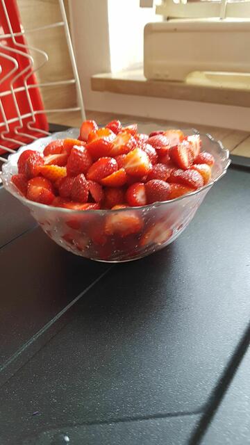 diese hab ich mir noch am Unfalltag am frühen Morgen frisch gewaschen und eingezuckert für den Abend, wenn ich heim komme !!