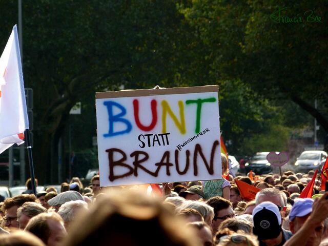BUNT