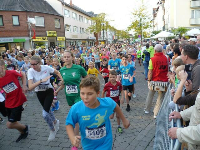 Start 2 km Lauf.