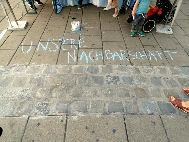 "Wir in Ottakring und Penzing 2018" vor der U-Bahn-Station U3 Ottakring
