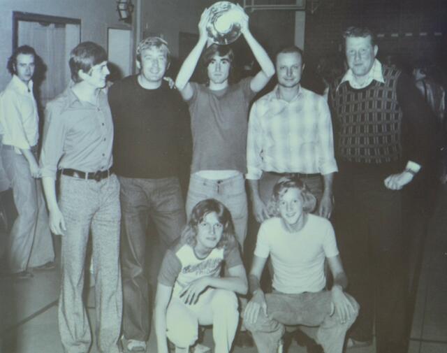 Und das die erste Volleyball-Mannschaft von Herrn Ittner hier in Stadtallendorf