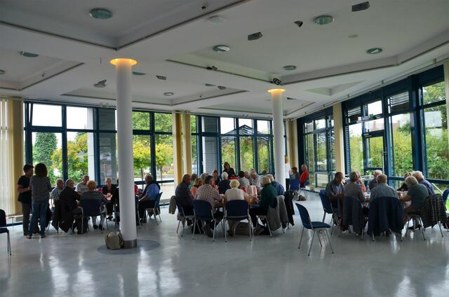 Bei Kaffee und Kuchen klang die Veranstaltung aus