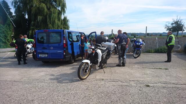 Ausflug zum Hertle Hof mit den Bikern des MTC und den Kids der Villa Kunterbunt