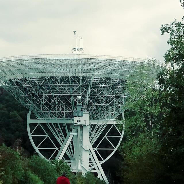 Radioteleskop Effelsberg/Eifel   aus der Folge "Sonne , Mord und Sterne".
