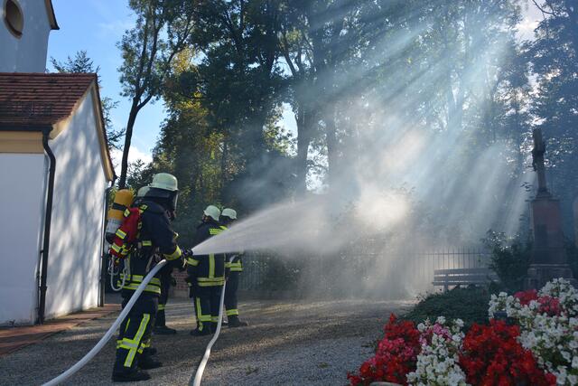 Ein "Waldbrand" entsteht.
