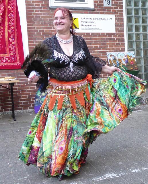 Unsere Choreografin Sira Miraja